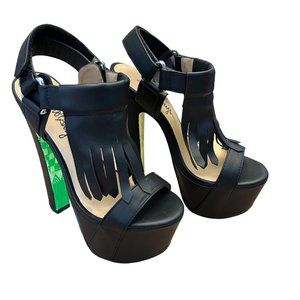 TAYLOR SAYS (Taylor Reeve)  Black Leather Foxy Oxy Party Pumps Size 6. MSRP $295